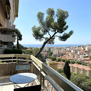 Nice, Grand Studio - Piscine - Terrasse Vue Mer , Nice France