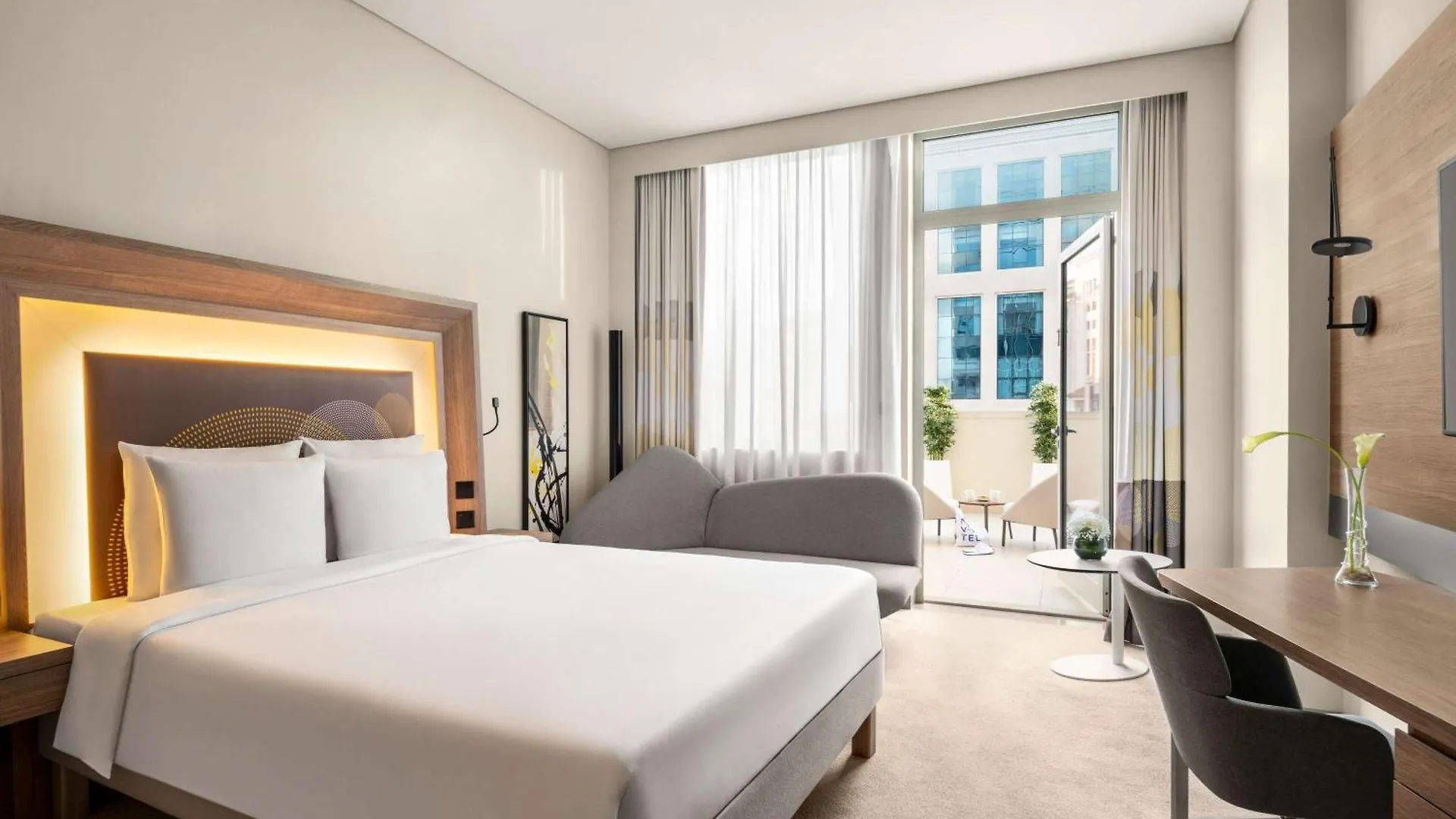 Novotel Bur Dubai - Healthcare City